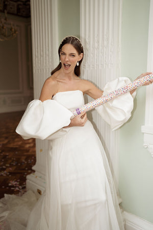 DOLLY CONFETTI CANNONS | Flutter, Darlings! Confetti
